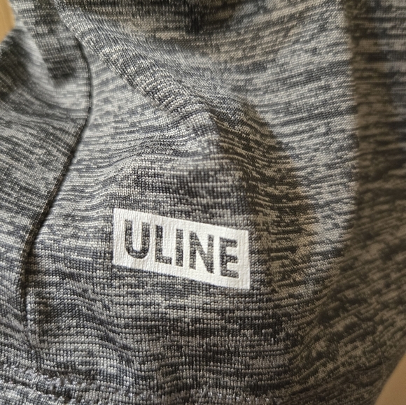 NWOT Under Armour Heathered Black/Grey Tee sz S - Picture 5 of 6